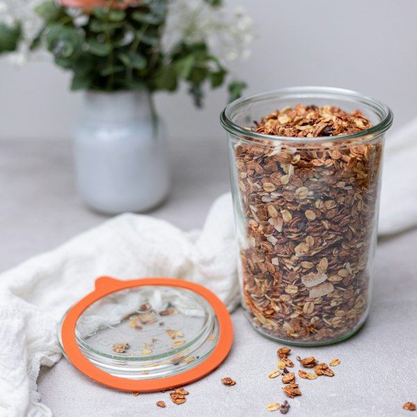 Granola in een glazen pot